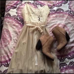 AE tulle and lace ballerina dress